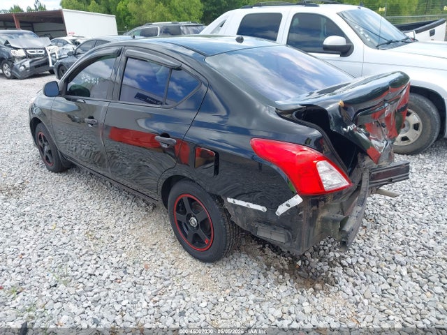Продажа на аукционе авто 2015 Nissan Versa 1.6 S, vin: 3N1CN7AP9FL812561, номер лота: 45002030