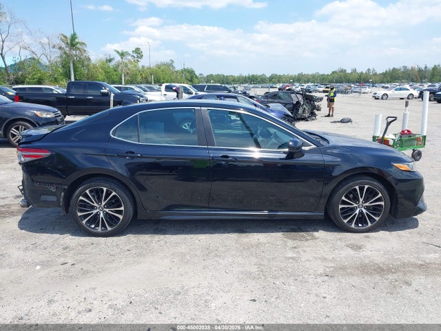 Продажа на аукционе авто 2019 Toyota Camry Se, vin: 4T1B11HK3KU692604, номер лота: 45002038