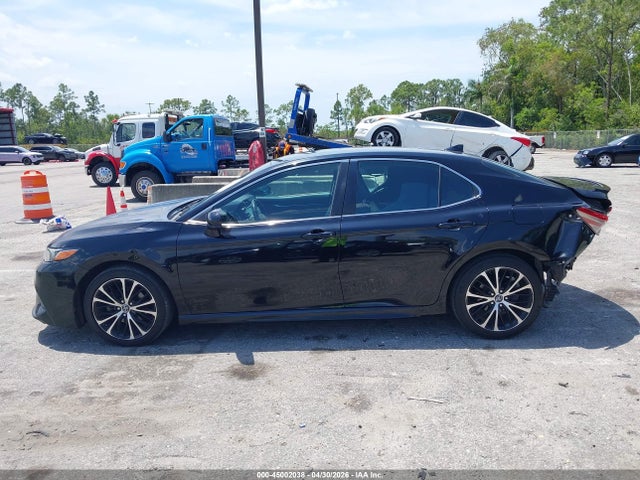 Продажа на аукционе авто 2019 Toyota Camry Se, vin: 4T1B11HK3KU692604, номер лота: 45002038