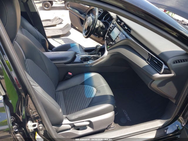 Продажа на аукционе авто 2019 Toyota Camry Se, vin: 4T1B11HK3KU692604, номер лота: 45002038