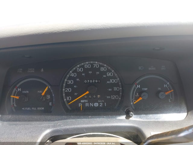 45002053 :رقم المزاد ، 2FALP74W0VX163276 vin ، 1997 Ford Crown Victoria Lx مزاد بيع