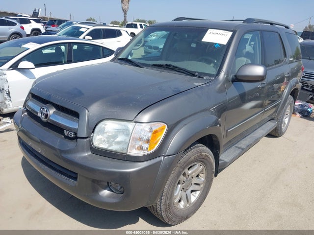 45002055 :رقم المزاد ، 5TDZT38A75S262180 vin ، 2005 Toyota Sequoia Limited V8 مزاد بيع