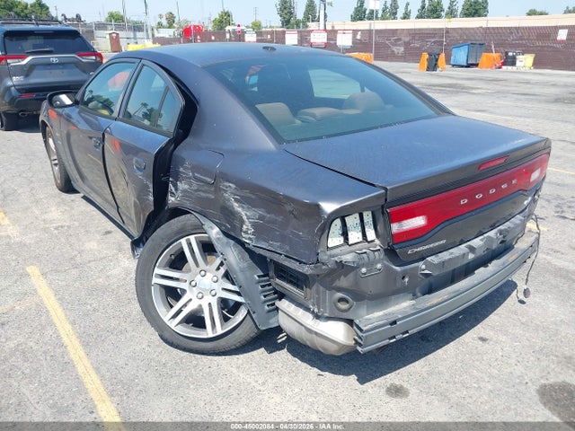 45002084 :رقم المزاد ، 2C3CDXCTXEH147434 vin ، 2014 Dodge Charger R/t مزاد بيع