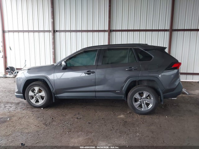 45002098 :رقم المزاد ، 4T3LWRFVXNU066786 vin ، 2022 Toyota Rav4 Hybrid Le مزاد بيع