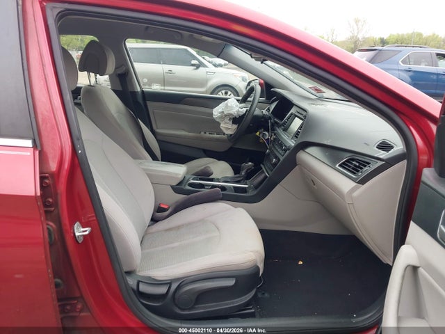 Продажа на аукционе авто 2016 Hyundai Sonata Sport, vin: 5NPE34AF6GH295609, номер лота: 45002110
