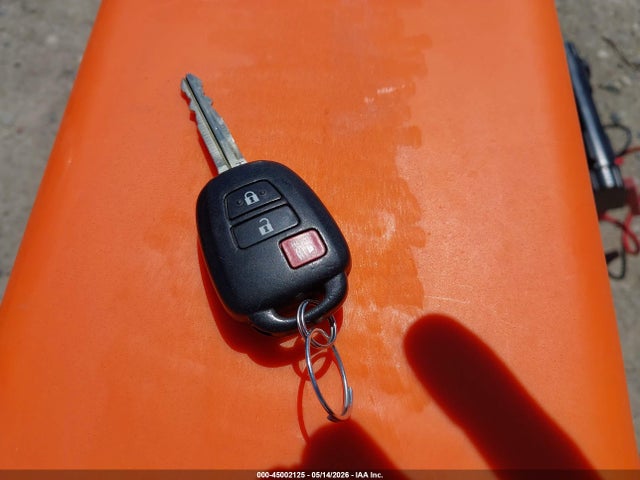 2017 Toyota Rav4 Le მანქანა იყიდება აუქციონზე, vin: 2T3BFREV7HW643842, აუქციონის ნომერი: 45002125