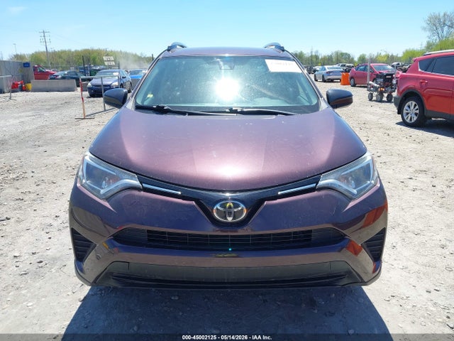 2017 Toyota Rav4 Le მანქანა იყიდება აუქციონზე, vin: 2T3BFREV7HW643842, აუქციონის ნომერი: 45002125