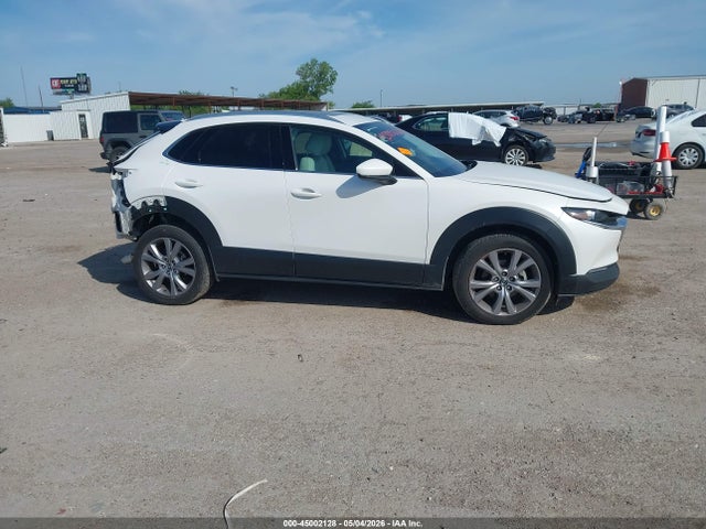 45002128 :رقم المزاد ، 3MVDMADM9MM217122 vin ، 2021 Mazda Cx-30 Premium مزاد بيع