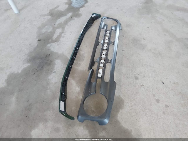 Продажа на аукционе авто 2024 Ford Bronco Big Bend, vin: 1FMDE7AH4RLA02700, номер лота: 45002195
