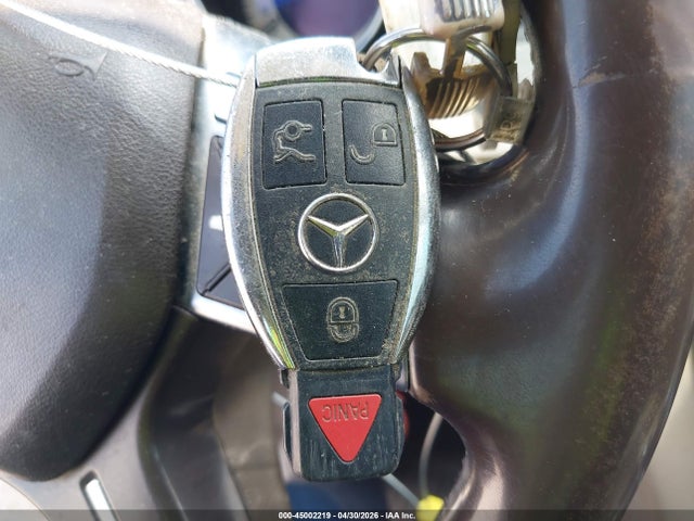 45002219 :رقم المزاد ، WDDGF4HB2DA802596 vin ، 2013 Mercedes-benz C 250 Luxury مزاد بيع