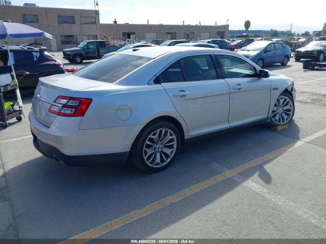 2019 Ford Taurus Limited მანქანა იყიდება აუქციონზე, vin: 1FAHP2F8XKG118399, აუქციონის ნომერი: 45002228
