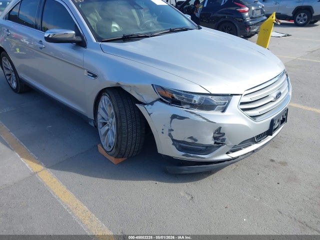 2019 Ford Taurus Limited მანქანა იყიდება აუქციონზე, vin: 1FAHP2F8XKG118399, აუქციონის ნომერი: 45002228