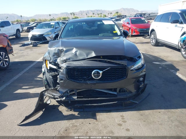 2024 Volvo S60 B5 Plus Dark Theme მანქანა იყიდება აუქციონზე, vin: 7JRL12TL2RG316887, აუქციონის ნომერი: 45002239