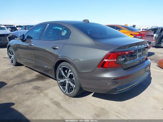 2024 Volvo S60 B5 Plus Dark Theme მანქანა იყიდება აუქციონზე, vin: 7JRL12TL2RG316887, აუქციონის ნომერი: 45002239
