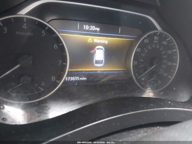 45002245 :رقم المزاد ، 5N1AZ2MH3HN202623 vin ، 2017 Nissan Murano S مزاد بيع