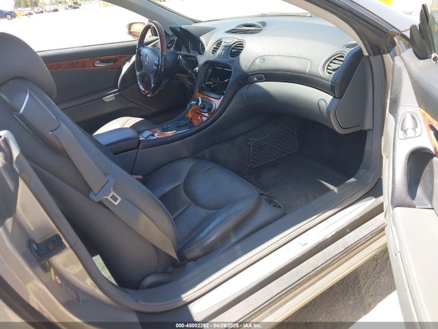 Продаж на аукціоні авто 2004 Mercedes-benz Sl 500, vin: WDBSK75FX4F071586, номер лоту: 45002252