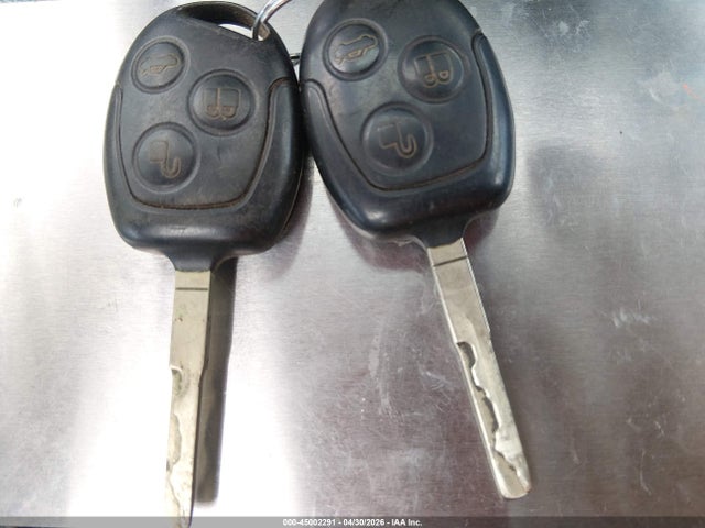45002291 :رقم المزاد ، 3FADP4EJ2EM199908 vin ، 2014 Ford Fiesta Se مزاد بيع