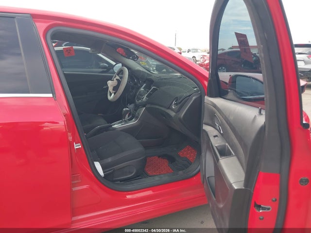1G1PC5SB3E7425611 Chevrolet Cruze 1lt Auto