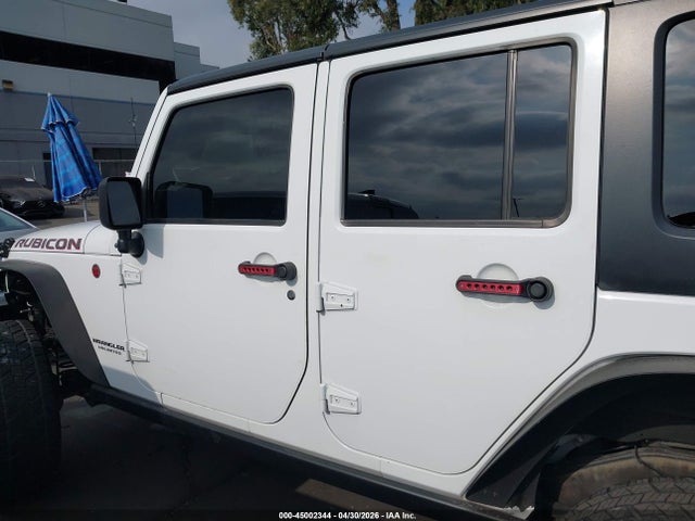 1C4BJWFG2HL675971 Jeep Wrangler Unlimited Rubicon 4x4