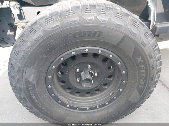 1C4BJWFG2HL675971 Jeep Wrangler Unlimited Rubicon 4x4