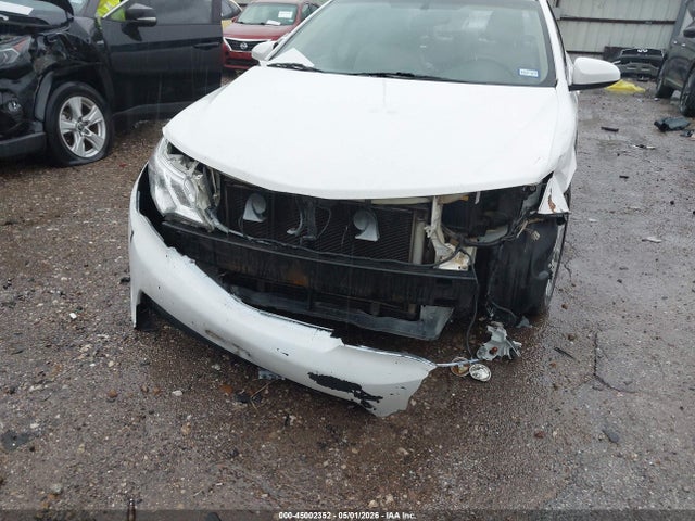 45002352 :رقم المزاد ، 4T1BK1FK7CU501462 vin ، 2012 Toyota Camry Xle V6 مزاد بيع