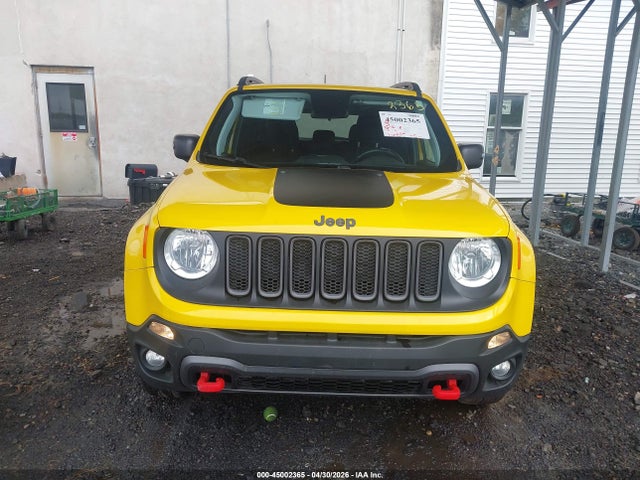 45002365 :رقم المزاد ، ZACCJBCB3JPG92981 vin ، 2018 Jeep Renegade Trailhawk 4x4 مزاد بيع