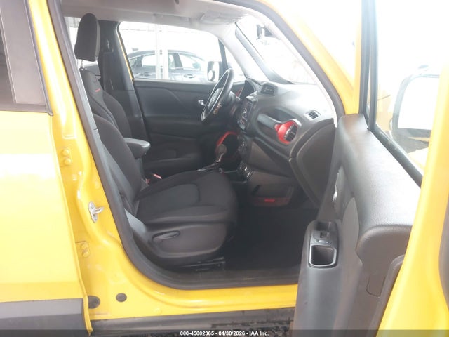 45002365 :رقم المزاد ، ZACCJBCB3JPG92981 vin ، 2018 Jeep Renegade Trailhawk 4x4 مزاد بيع