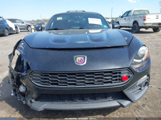 2018 Fiat 124 Spider Abarth მანქანა იყიდება აუქციონზე, vin: JC1NFAEK5J0137227, აუქციონის ნომერი: 45002394