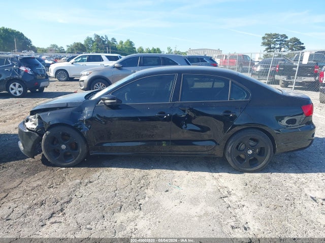 45002520 :رقم المزاد ، 3VWDX7AJXBM353145 vin ، 2011 Volkswagen Jetta 2.5l Se مزاد بيع