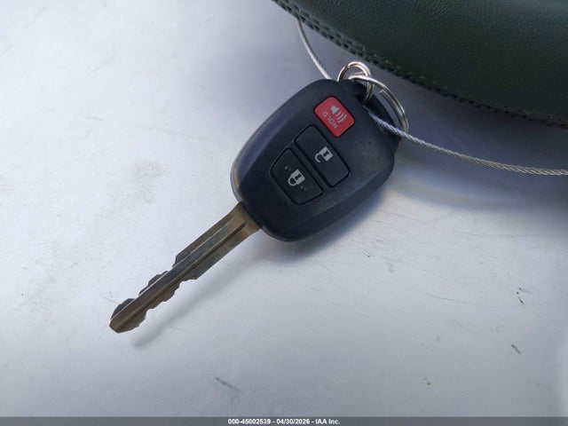 45002539 :رقم المزاد ، JTMBFREV1JJ242811 vin ، 2018 Toyota Rav4 Le مزاد بيع