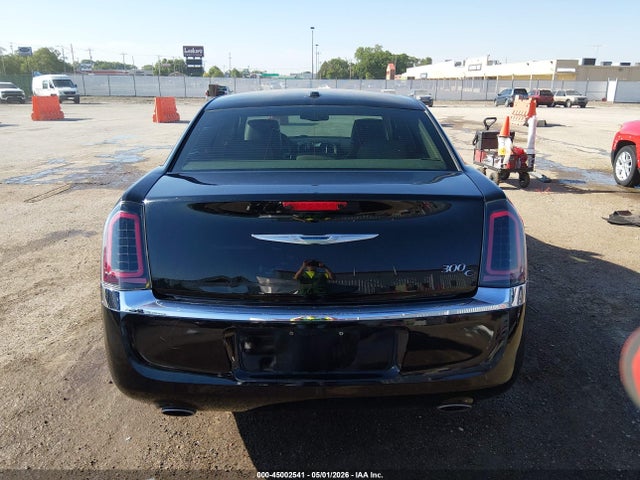 Chrysler 300C 2014 2C3CCAET1EH173384 Image 16