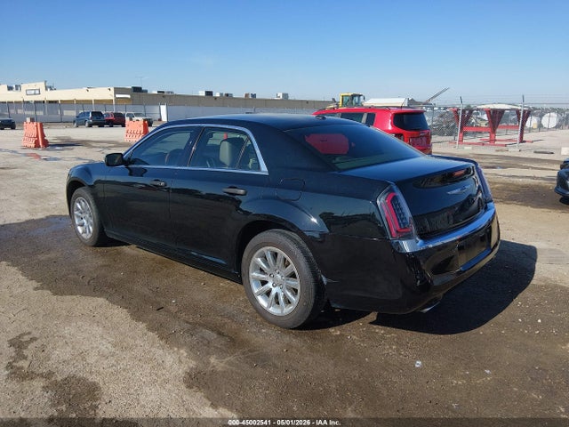 Chrysler 300C 2014 2C3CCAET1EH173384 Image 3