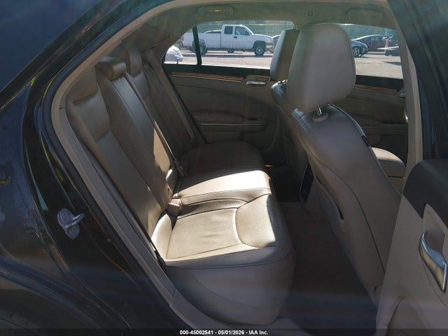 Chrysler 300C 2014 2C3CCAET1EH173384 Image 8