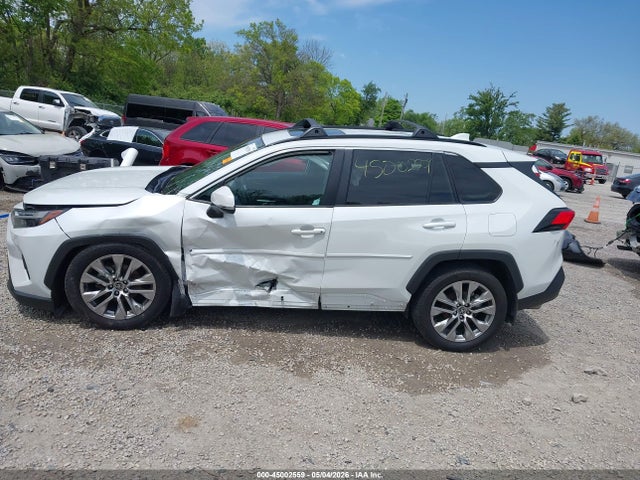 2025 Toyota Rav4 Xle Premium მანქანა იყიდება აუქციონზე, vin: 2T3A1RFV5SW552309, აუქციონის ნომერი: 45002559