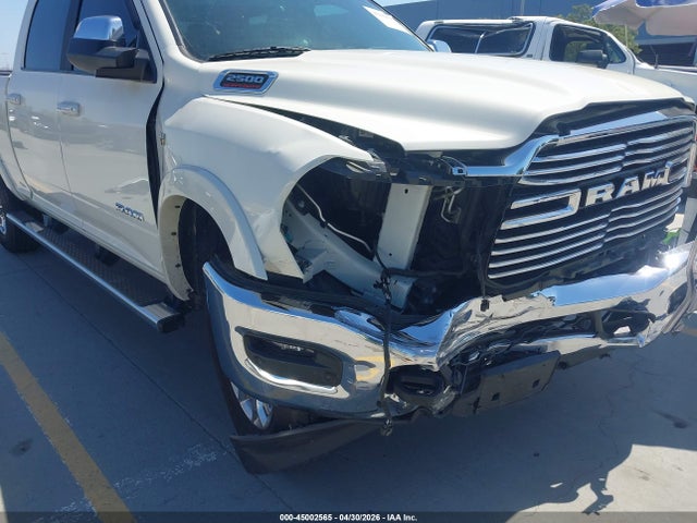 Продаж на аукціоні авто 2022 Ram 2500 Laramie  4x4 6'4 Box, vin: 3C6UR5FJ3NG313218, номер лоту: 45002565