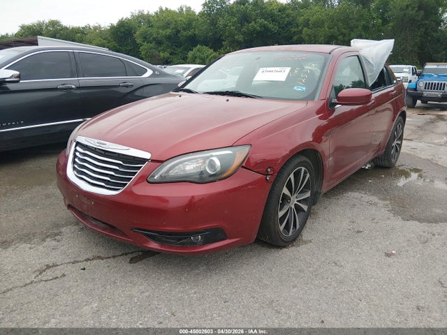 2014 Chrysler 200 Limited მანქანა იყიდება აუქციონზე, vin: 1C3CCBCG3EN125372, აუქციონის ნომერი: 45002603