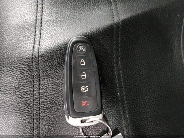 Продажа на аукционе авто 2016 Ford Escape Titanium, vin: 1FMCU9JX5GUA21555, номер лота: 45002605