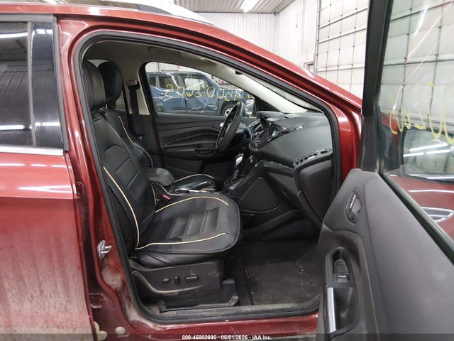 Продажа на аукционе авто 2016 Ford Escape Titanium, vin: 1FMCU9JX5GUA21555, номер лота: 45002605