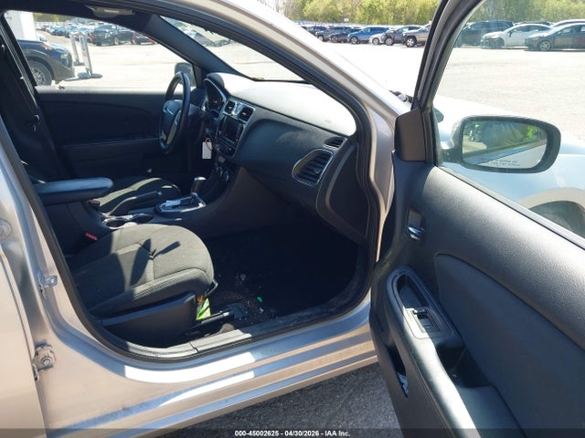 2012 Chrysler 200 Touring მანქანა იყიდება აუქციონზე, vin: 1C3CCBBB6CN125420, აუქციონის ნომერი: 45002625