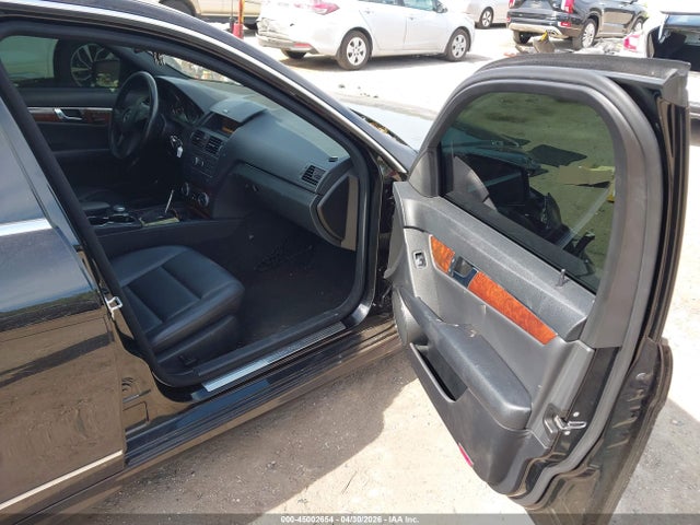 Aukcja sprzedaży 2011 Mercedes-benz C 300 Sport 4matic, vin: WDDGF8BB1BR171743, numer aukcji: 45002654
