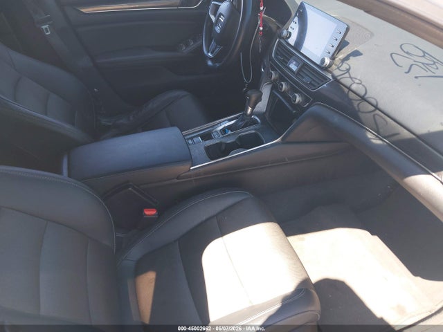 45002662 :رقم المزاد ، 1HGCV1F35KA134183 vin ، 2019 Honda Accord Sport مزاد بيع