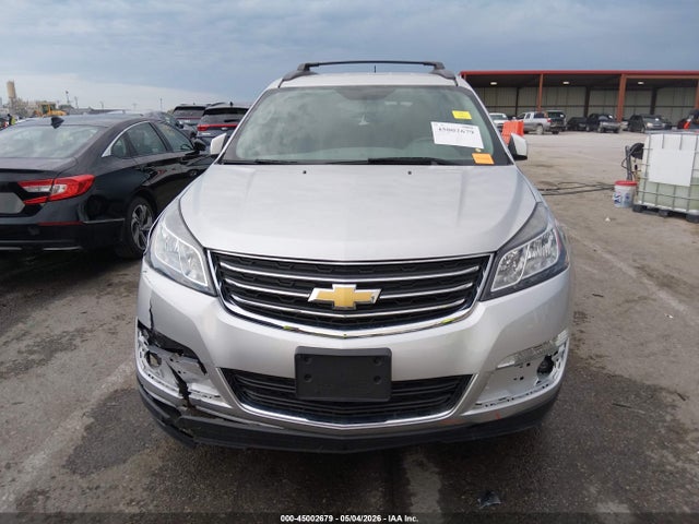 45002679 :رقم المزاد ، 1GNKRGKD5FJ256748 vin ، 2015 Chevrolet Traverse 1lt مزاد بيع
