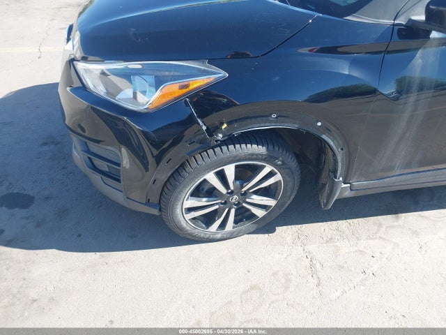 2020 Nissan Kicks Sv Xtronic Cvt მანქანა იყიდება აუქციონზე, vin: 3N1CP5CV8LL486225, აუქციონის ნომერი: 45002695
