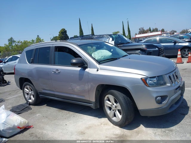 1C4NJCBA7HD147978 Jeep Compass Sport Fwd