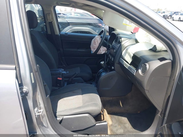 1C4NJCBA7HD147978 Jeep Compass Sport Fwd