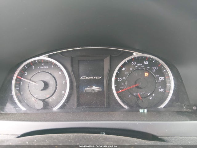 4T1BF1FK4FU057322 Toyota CAMRY SE