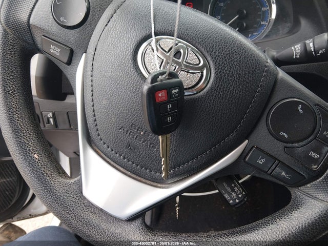 45002781 :رقم المزاد ، 2T1BURHE2HC768694 vin ، 2017 Toyota Corolla Le مزاد بيع