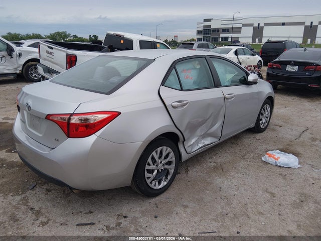 45002781 :رقم المزاد ، 2T1BURHE2HC768694 vin ، 2017 Toyota Corolla Le مزاد بيع
