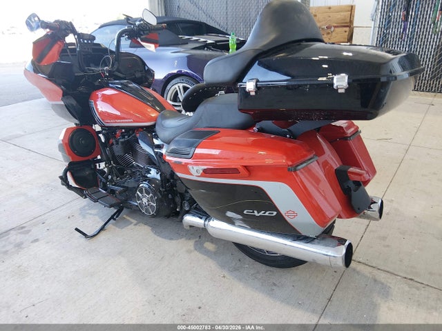 Harley-Davidson FLTRXSE 2024 1HD1TC61XRB957345 Image 3