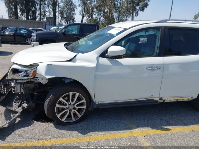5N1AR2MN1GC633610 Nissan Pathfinder Sl